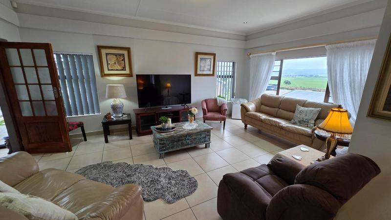 3 Bedroom Property for Sale in Reebok Western Cape